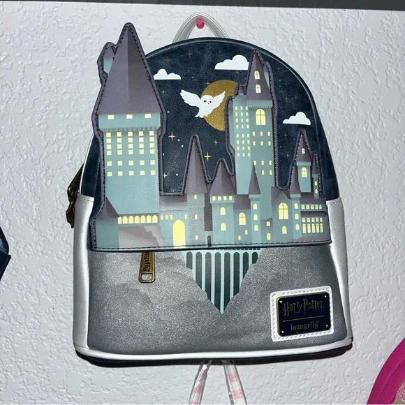 Loungefly hogwarts castle hotsell